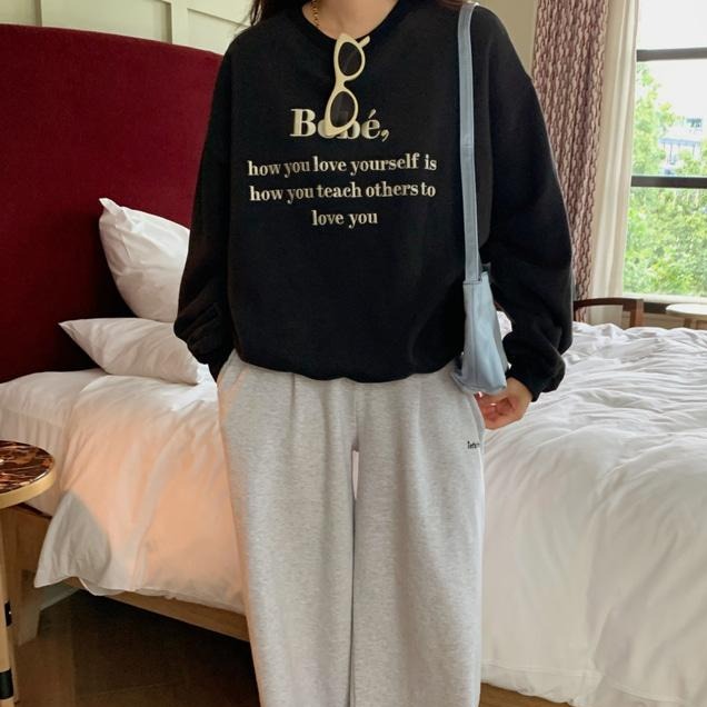 刺繍ロゴスウェット