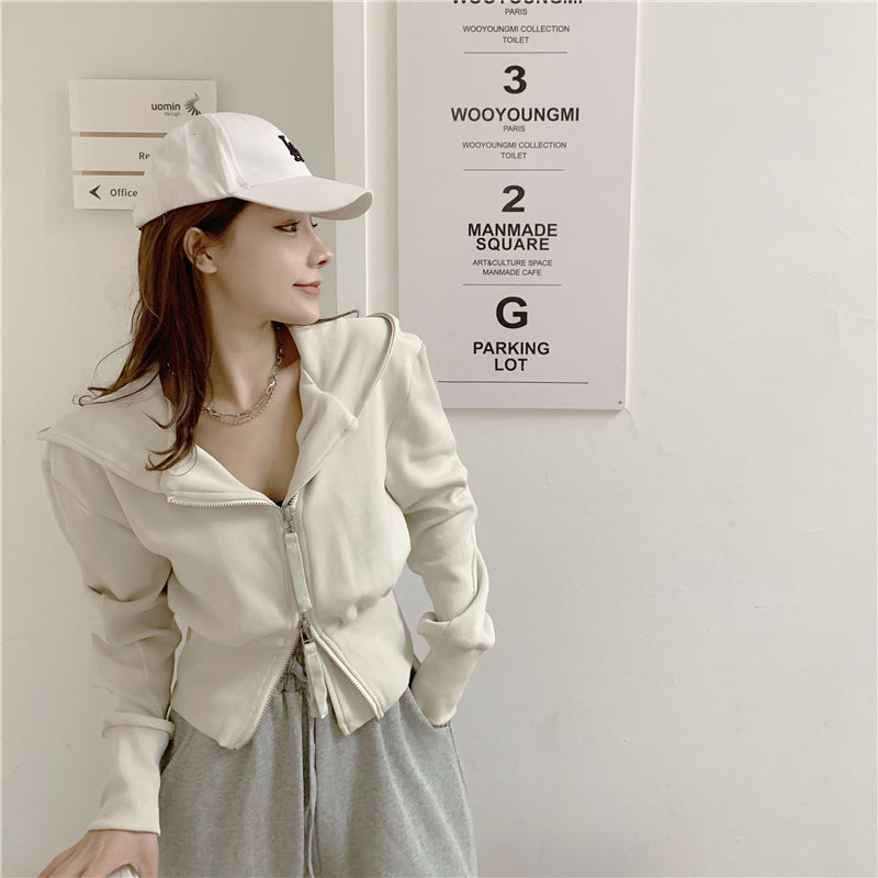 ショートデザインパーカー