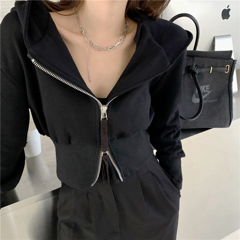 ショートデザインパーカー