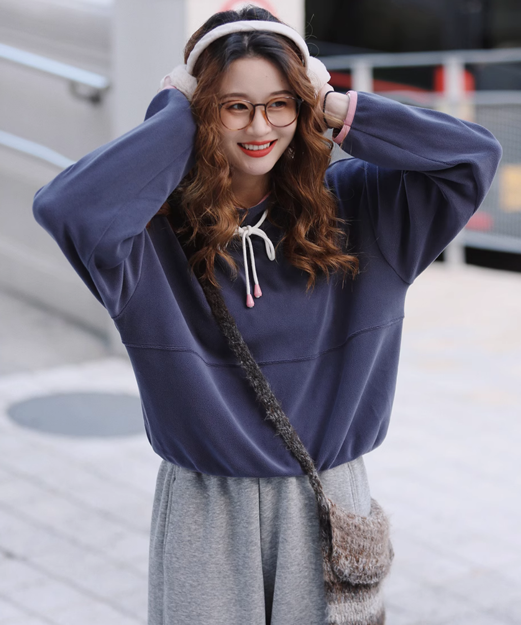 配色パイピングスタンドフリーススウェット