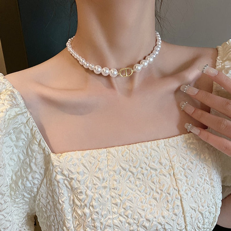 アルファベットパールネックレス