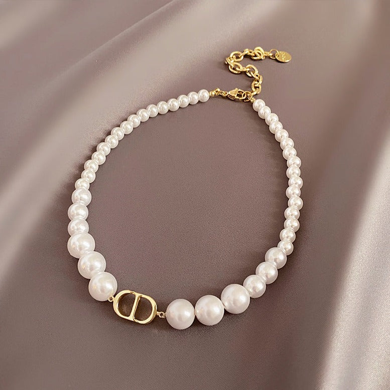 アルファベットパールネックレス