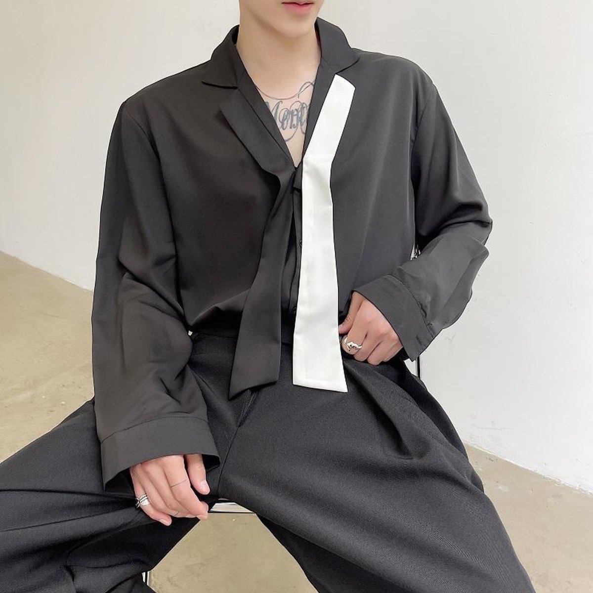 モノトーンフリルシャツ mf0149